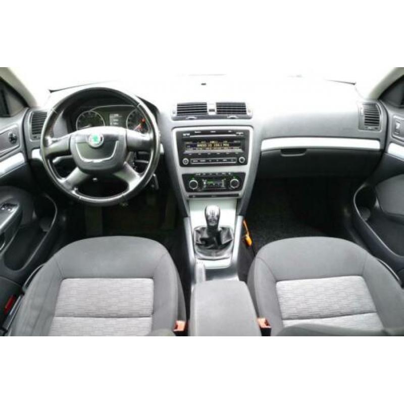 Skoda Octavia Combi 1.8 TSI Ambition Business Line BJ'09 Air