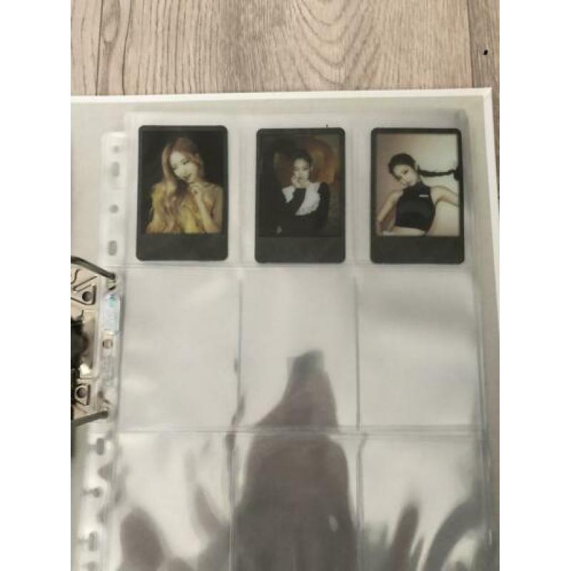 lisa, rose, jennie photocards