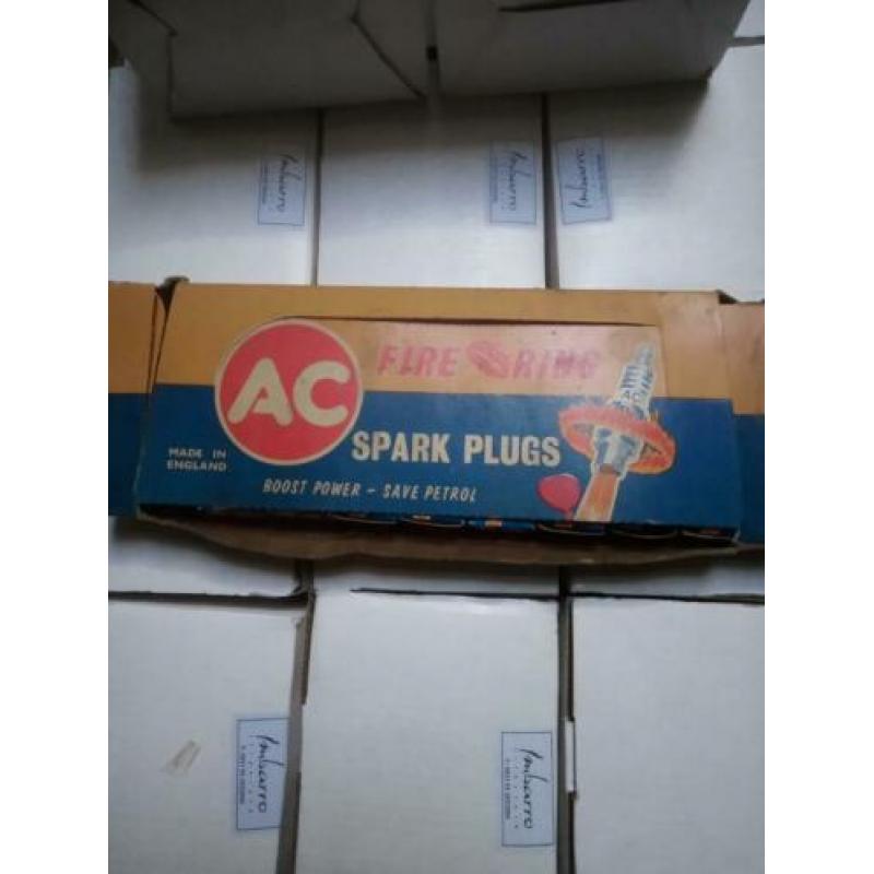 AC Delco Oude bougies Set van 8 in displaydoosje Fire Ring