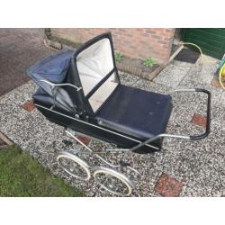 Kinder-en Wandelwagen 60-er jaren met veel chroom