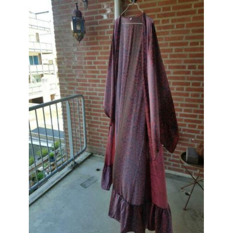 Kimono, kimonojurk, deels zijde. NIEUW