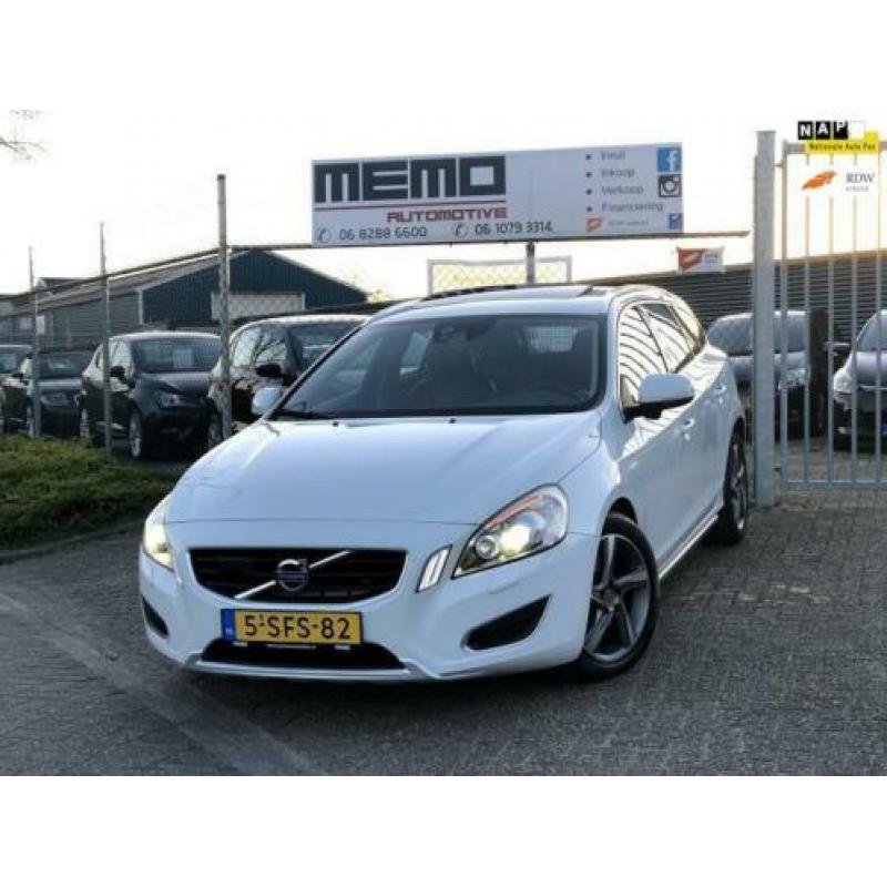Volvo V60 2.4 D5 Summum *Xenon*Leder*Schuifdak*205 PK*