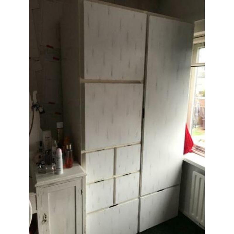 kledingkast garderobe White Wash kleur veel hang opberg ruim