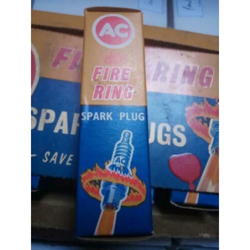 AC Delco Oude bougies Set van 8 in displaydoosje Fire Ring