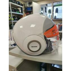 Shark nano jethelm. Wit, nieuw maat M OUTLET