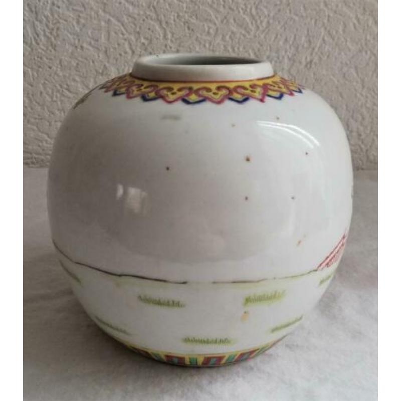 Chinese Gemberpot Famille Rose, Yongzheng, 20e