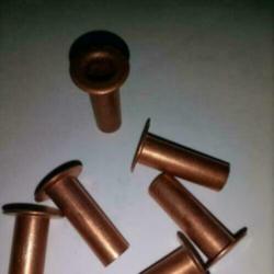 25 ST ROOD KOPEREN ( GEHARDE ) HOLLE KLINKNAGELS, o.a 4x8 mm