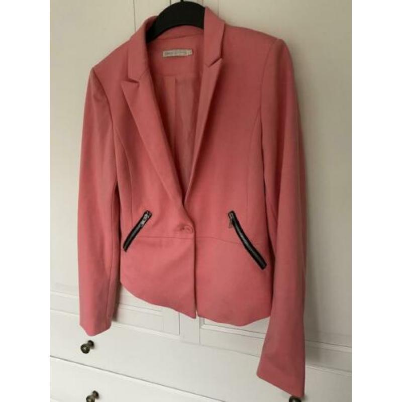 Only colbert vest jas blazer roze maat 40 dus M.