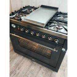 Prachtige Antraciet Boretti Fornuis met Fry-top 90 cm breed