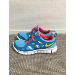 Blauwe Nike schoenen maat 38