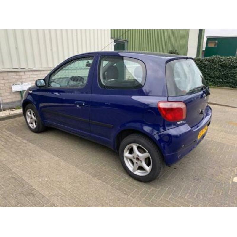 Toyota Yaris 1.0-16V VVT-i Luna