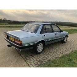 Peugeot 505 2.8 V6 AUT 30.06.1987 Schuifdak Leder Apk 2022