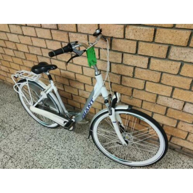 Fietshokje Hoofddorp: Giant Ultimo damesfiets D50 7V