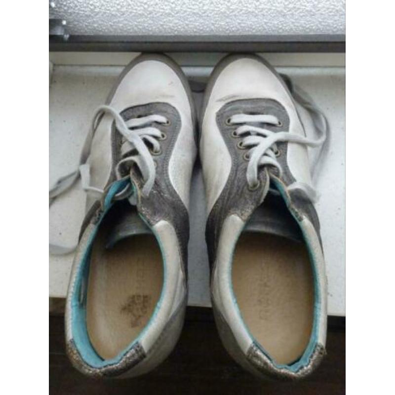 Sneakers maat 39