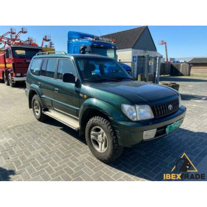 Toyota LAND CRUISER LANDCRUISER 90 3.0 D4-D AUT 5D SRW Airco