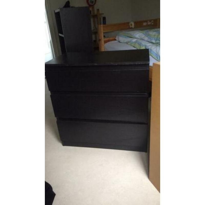 Ladekast en kastje Ikea zwart