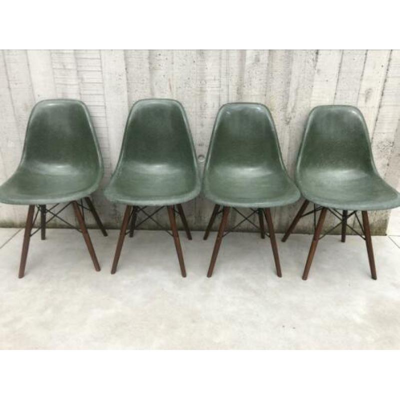 Vintage originele Eames DSW - forrest green - Herman Miller