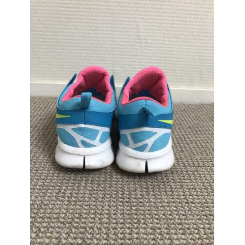 Blauwe Nike schoenen maat 38