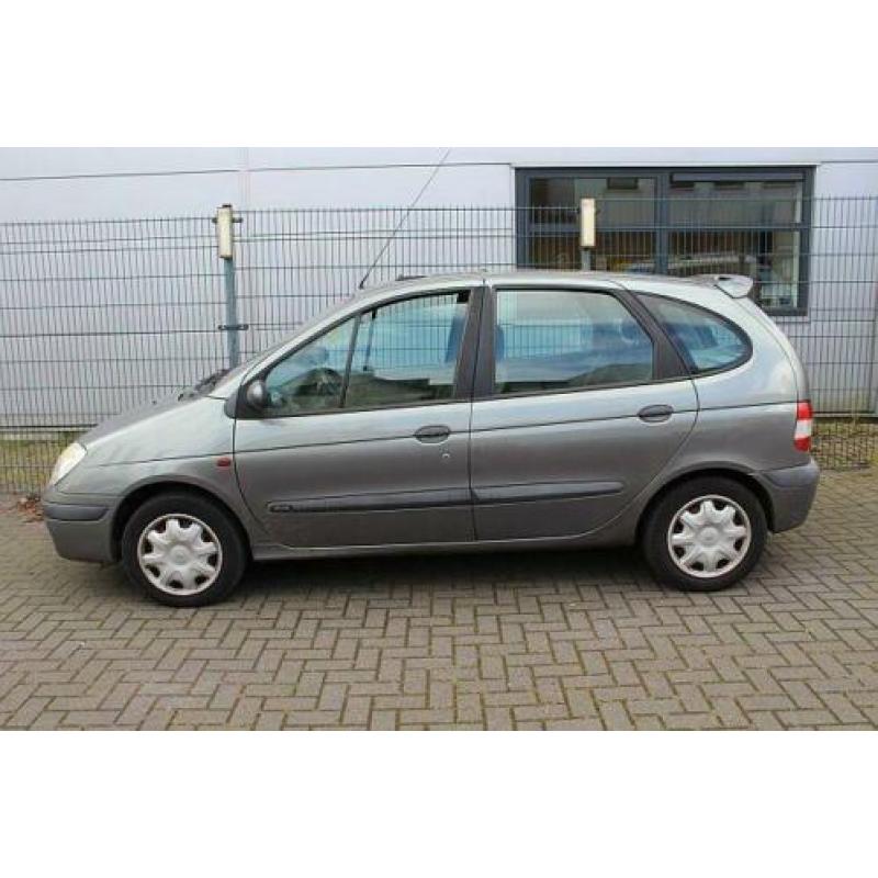 Renault Scénic 1.6 16v! AIRCO! 270.000km! BJ 10-1999!