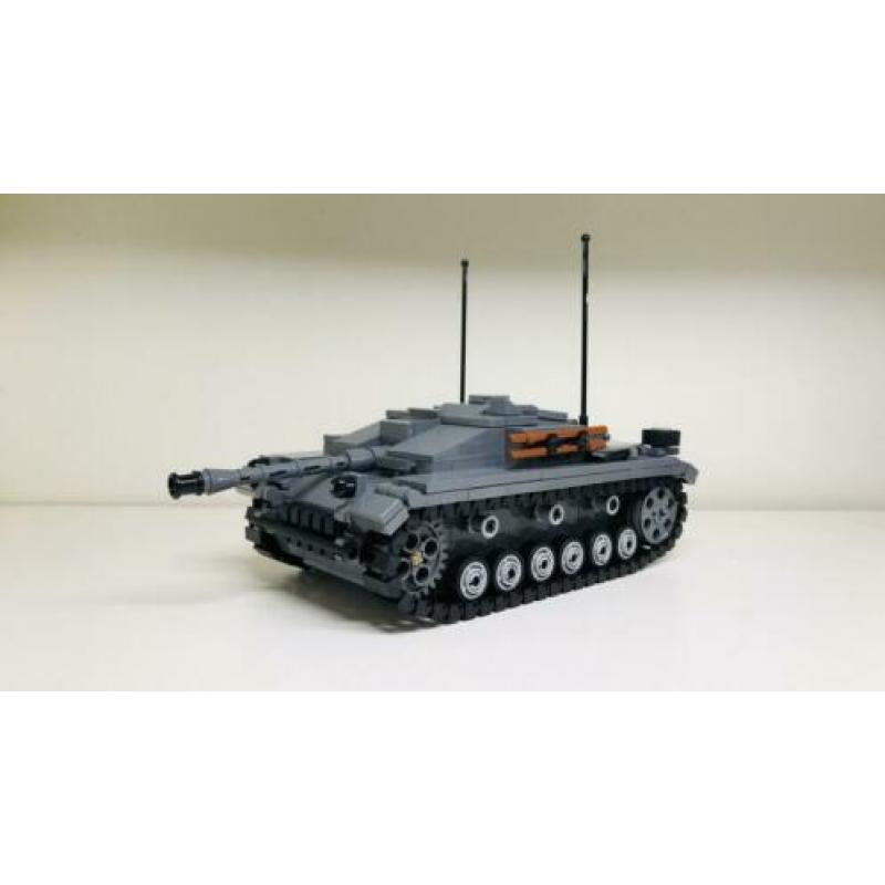 WW2 Duitse Stug III Ausf. F van LEGO (BrickMania)