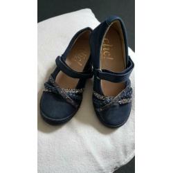 Zo goed als nieuw leren sandalen Click maat 24