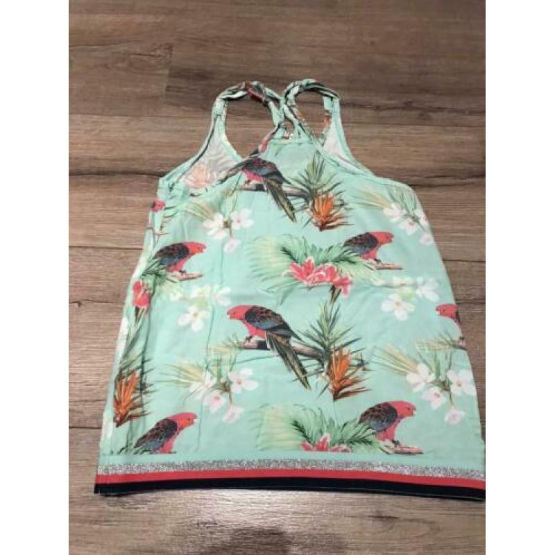Retour zomertop 134-140 maat 9/10
