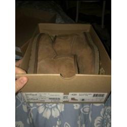 Zgan Uggs maat 39