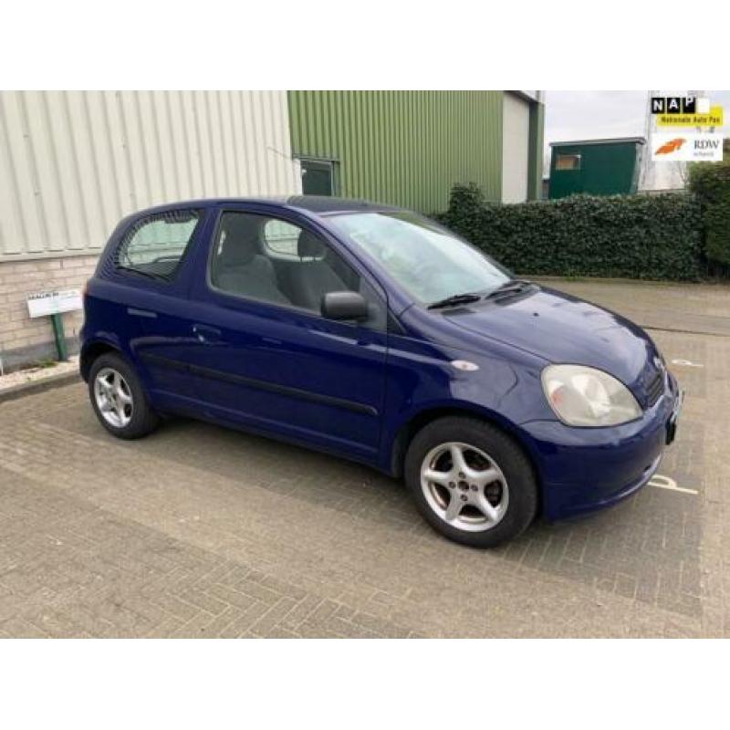 Toyota Yaris 1.0-16V VVT-i Luna