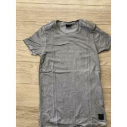 Pure white t-shirt maar S, stonegrey helemaal nieuw!
