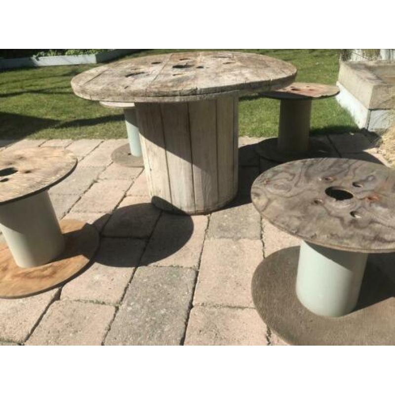 Tuintafel industriel krukjes set tafel kindertafel katrol