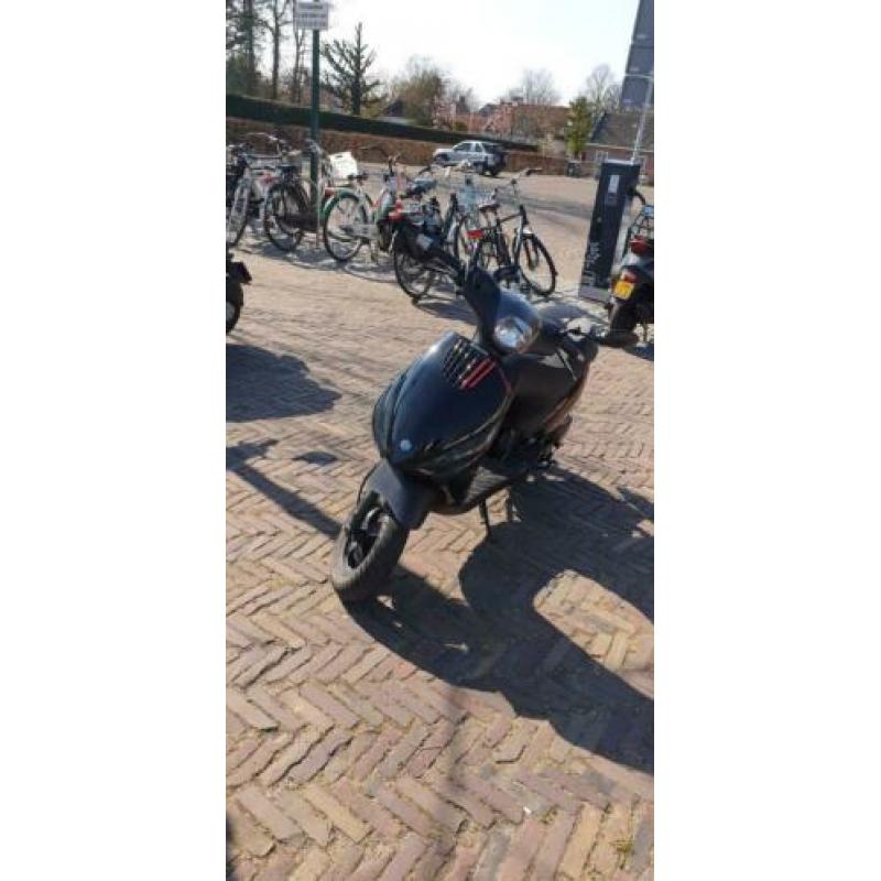piaggio zip 2000 4T