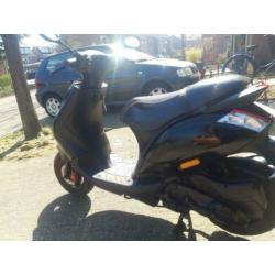Piaggio zip snor 2014 3e eigenaar goedlopend beurt met alarm