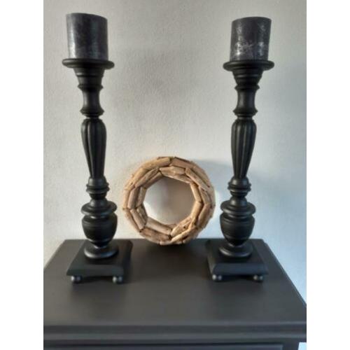 Set grote kandelaars
