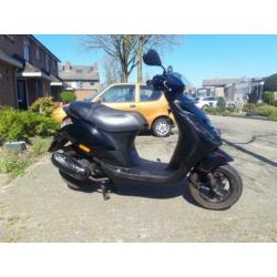 Piaggio zip snor 2014 3e eigenaar goedlopend beurt met alarm