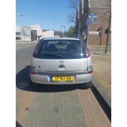 Opel Corsa 1.2 16V 3D 2003 Grijs