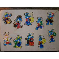 Diverse houten puzzels. Winnie de pooh, Bobo, antieke puzzel