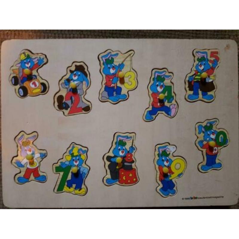 Diverse houten puzzels. Winnie de pooh, Bobo, antieke puzzel