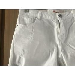 Levi’s witte spijker korte broek maat 176