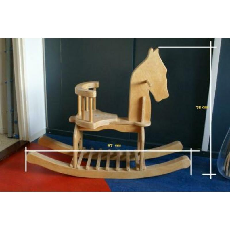 houten hobbelpaard