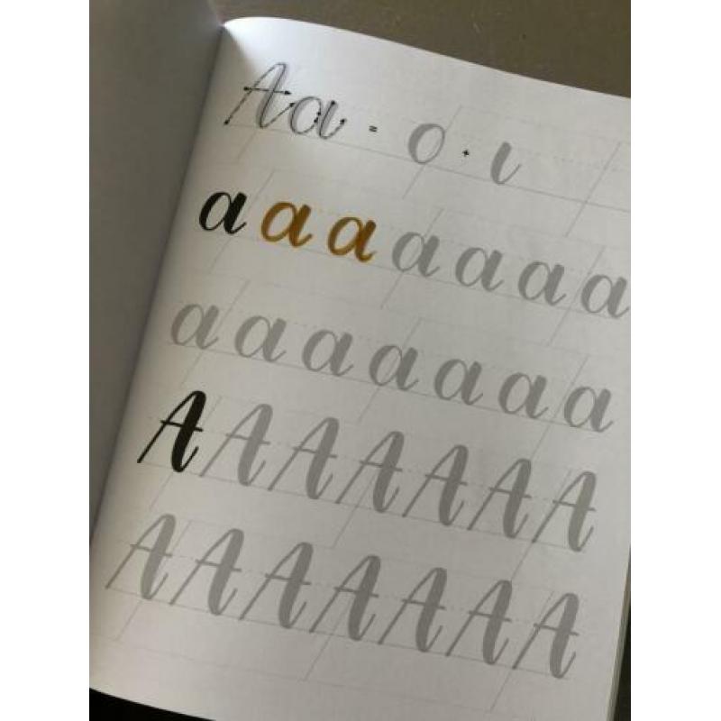 Oefenschrift Brushlettering voor Iedereen 1 & 2