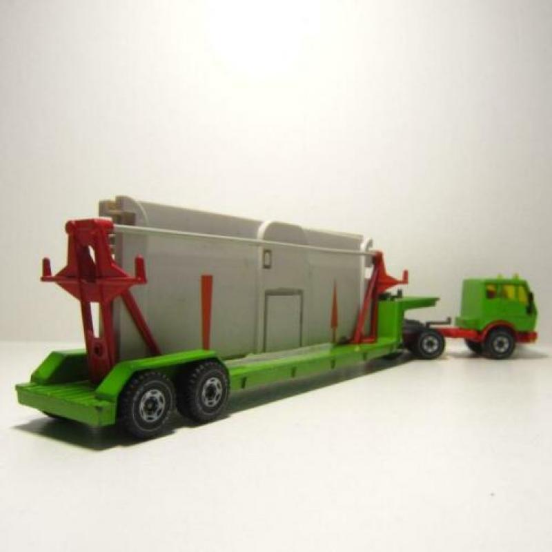 Siku - Mercedes 2232 garagetransport