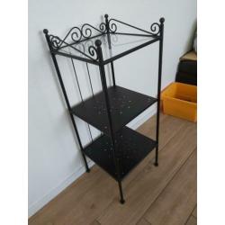Legkast 3 etages, zwart aluminium.
