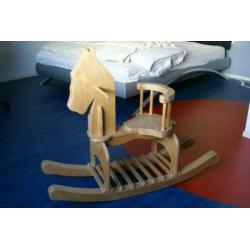 houten hobbelpaard