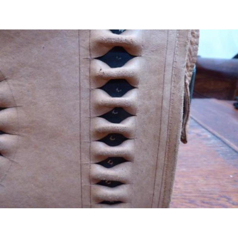 Vintage Noord Afrikaanse leren tas.