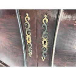 2876~Franse, Queen Ann dressoir om zelf te RESTYLEN