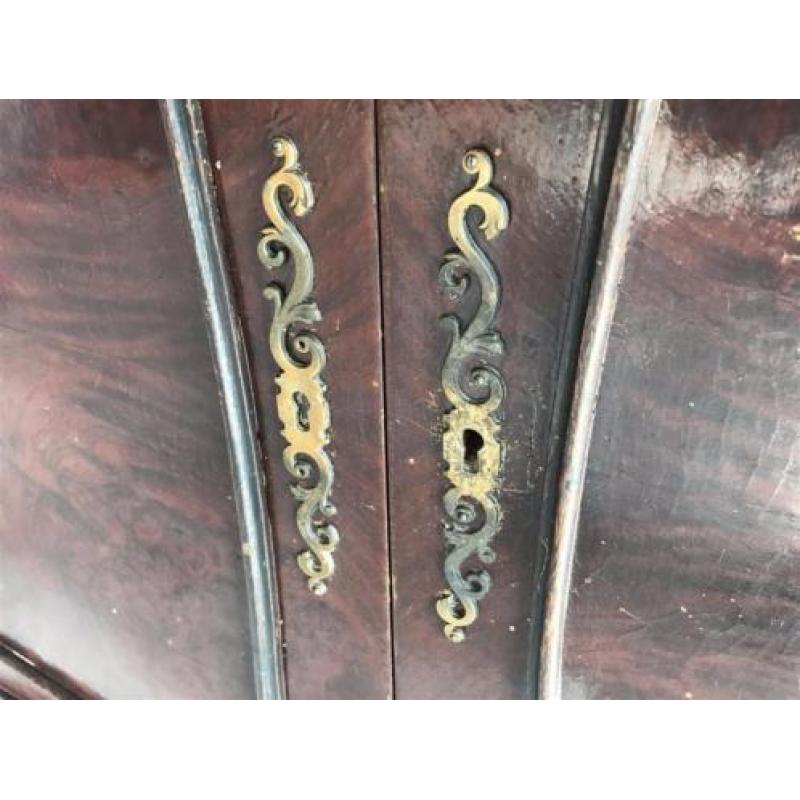 2876~Franse, Queen Ann dressoir om zelf te RESTYLEN