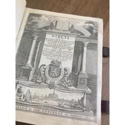 antieke bijbel statenbijbel 1782 / 1774 Biblia Neerlandica