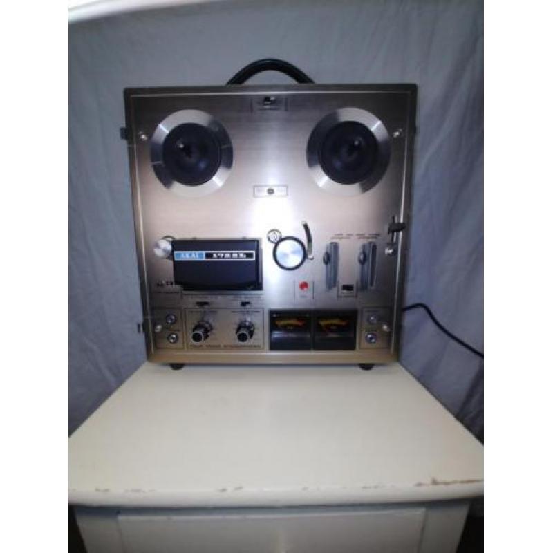 Akai 1722L - 4 sporen Stereo Bandrecorder