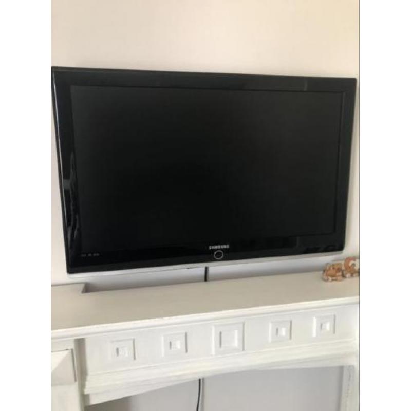 Samsung met hd en surroundgeluid