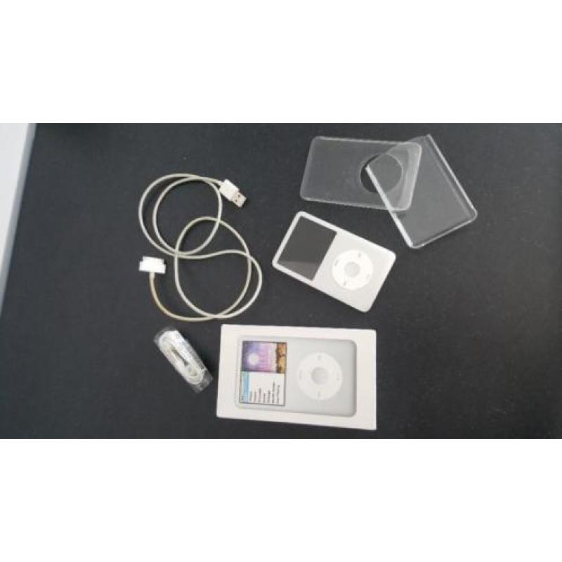 Leuke set: ipod classic 160 gb en/of speakerset. Goede deal